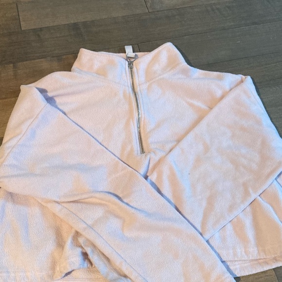 Forever 21 fleece sweater! - Picture 1 of 3